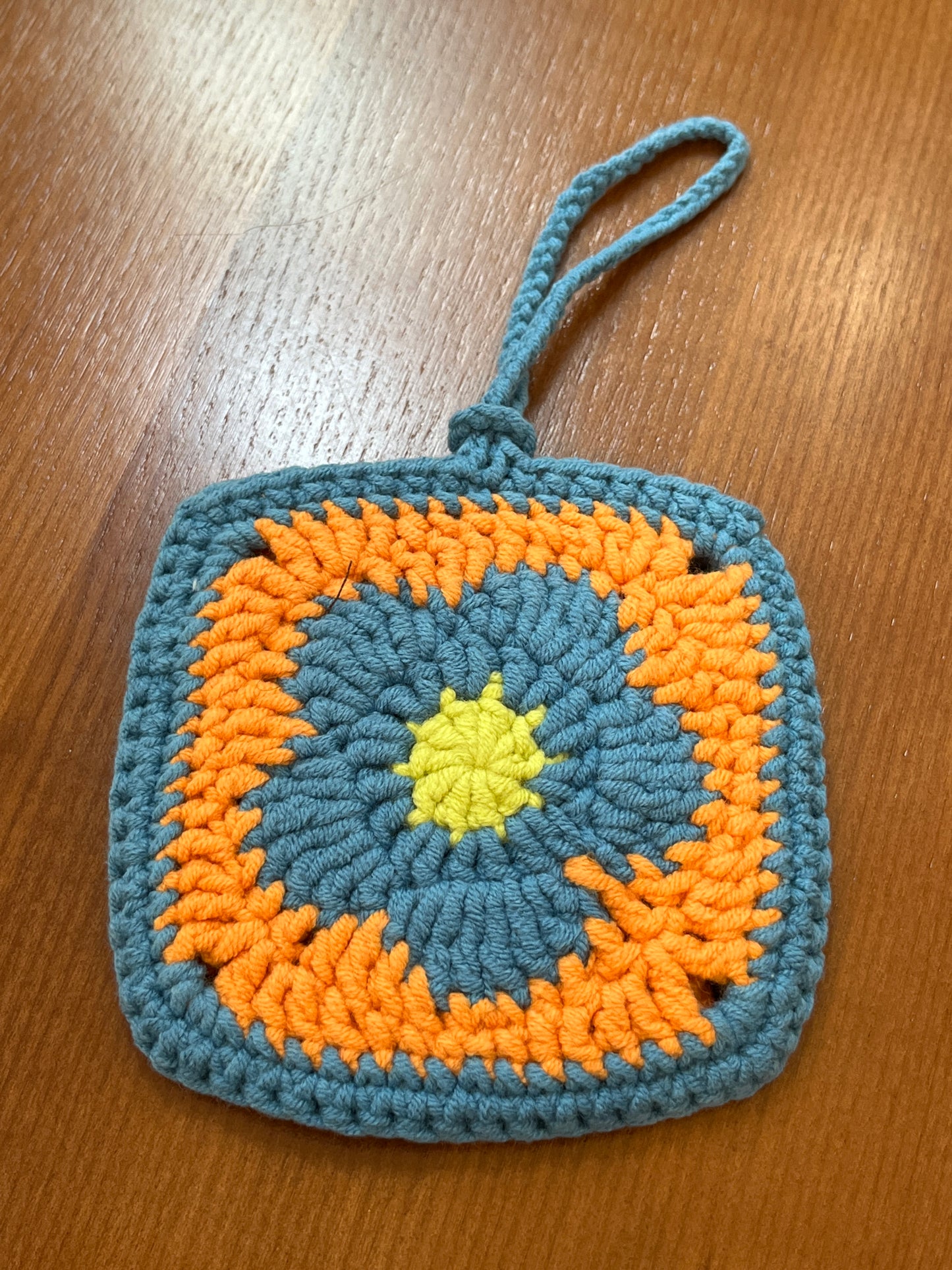 Cute Crochet Flower Headphone Bag, Crochet Phone Bag, Accessory Small Purse, change pouch, handmade gift