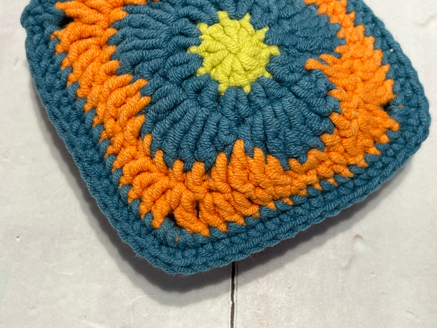 Cute Crochet Flower Headphone Bag, Crochet Phone Bag, Accessory Small Purse, change pouch, handmade gift