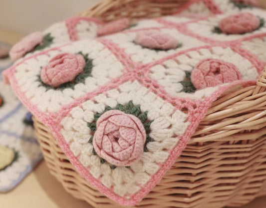 Rose Granny Square Crochet Pattern--Amigurumi crochet pattern for bag--crochet pattern for beginner--3D Flower Crochet pattern
