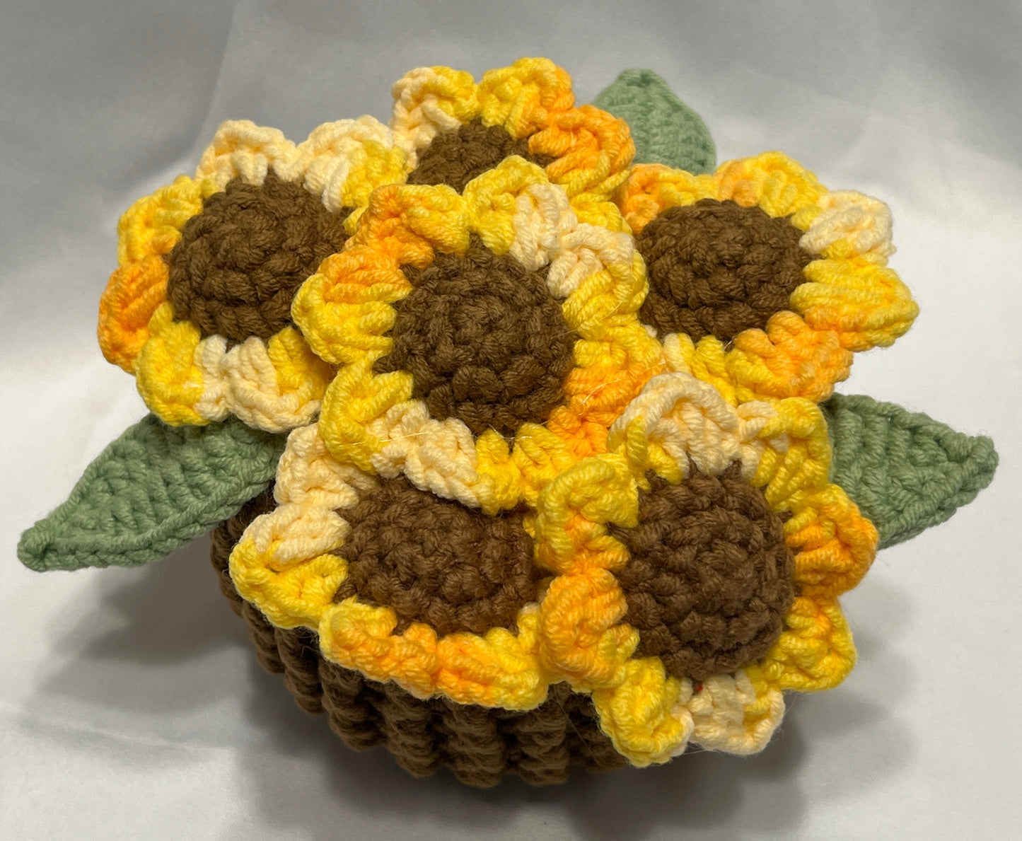 Crochet Sunflower Pot, Handmade Sunflower Pot, Gift for girl, Anniversary Gift, Mother's Day Gift, Home Decor, Car Decor, Flower Potted