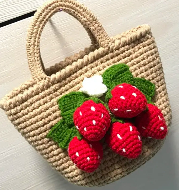 strawberry bag crochet pattern--crochet amigurumi--bag crochet pattern