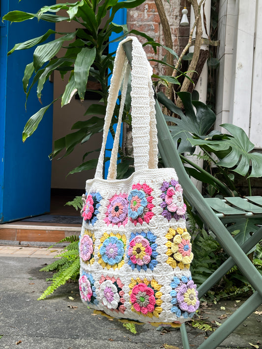 Crochet Granny Sqaure Bag, Amigurumi Flower Tote Purse for Girls, Handmade Shoulder Bag, handmade gift