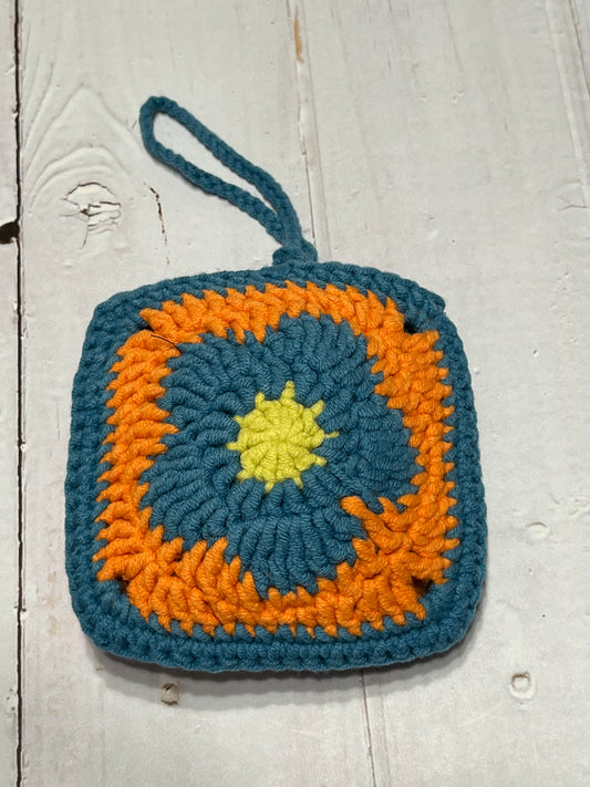 Cute Crochet Flower Headphone Bag, Crochet Phone Bag, Accessory Small Purse,  change pouch, handmade gift