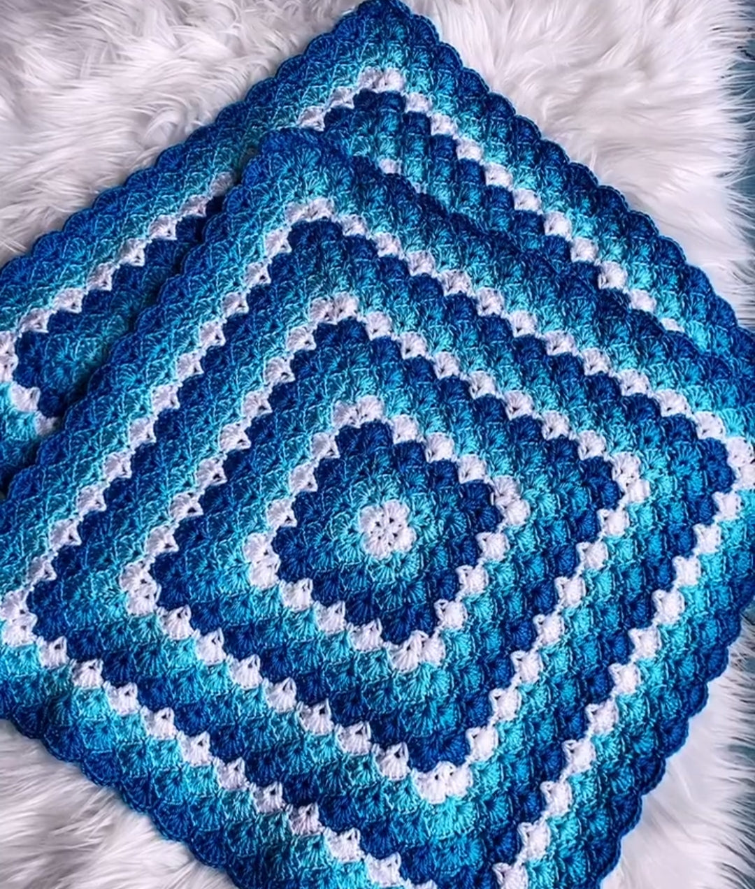 Crochet Granny Square Blanket Pattern--Crochet Flower Granny Square Blanket--Crochet Couch Blanket