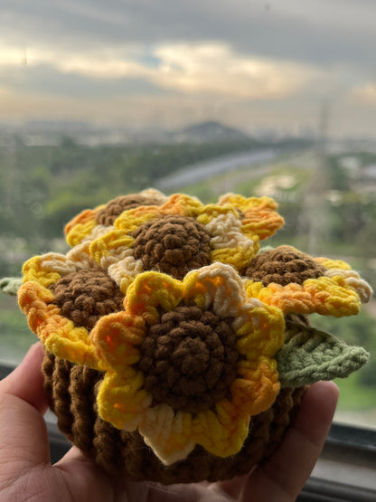 Crochet Sunflower Pot, Handmade Sunflower Pot, Gift for girl, Anniversary Gift, Mother's Day Gift, Home Decor, Car Decor, Flower Potted