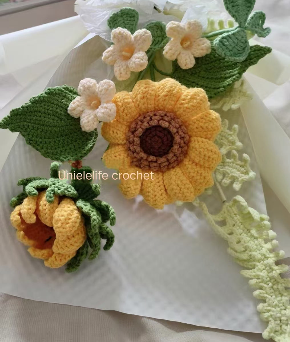 Crochet Flowers Bouquet, Handmade Gift, Sunflower, Clover, Christmas gift, Home Decor, Finished Product, Birthday, Girlfriend, Mom, Grandma, Gift For Her, Graduation