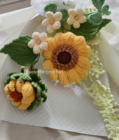 Crochet Flowers Bouquet, Handmade Gift, Sunflower, Clover, Christmas gift, Home Decor, Finished Product, Birthday, Girlfriend, Mom, Grandma, Gift For Her, Graduation