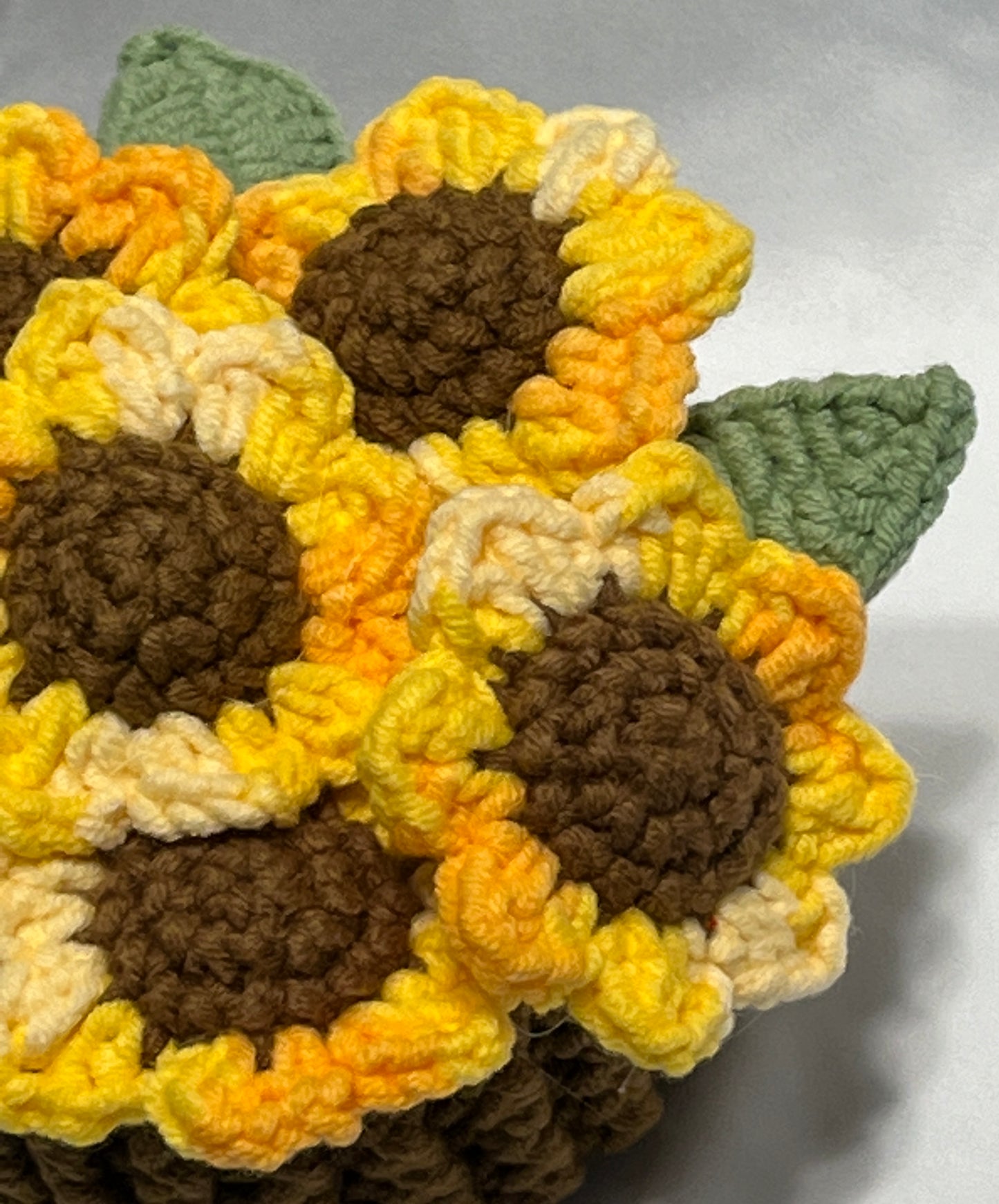 Crochet Sunflower Pot, Handmade Sunflower Pot, Gift for girl, Anniversary Gift, Mother's Day Gift, Home Decor, Car Decor, Flower Potted