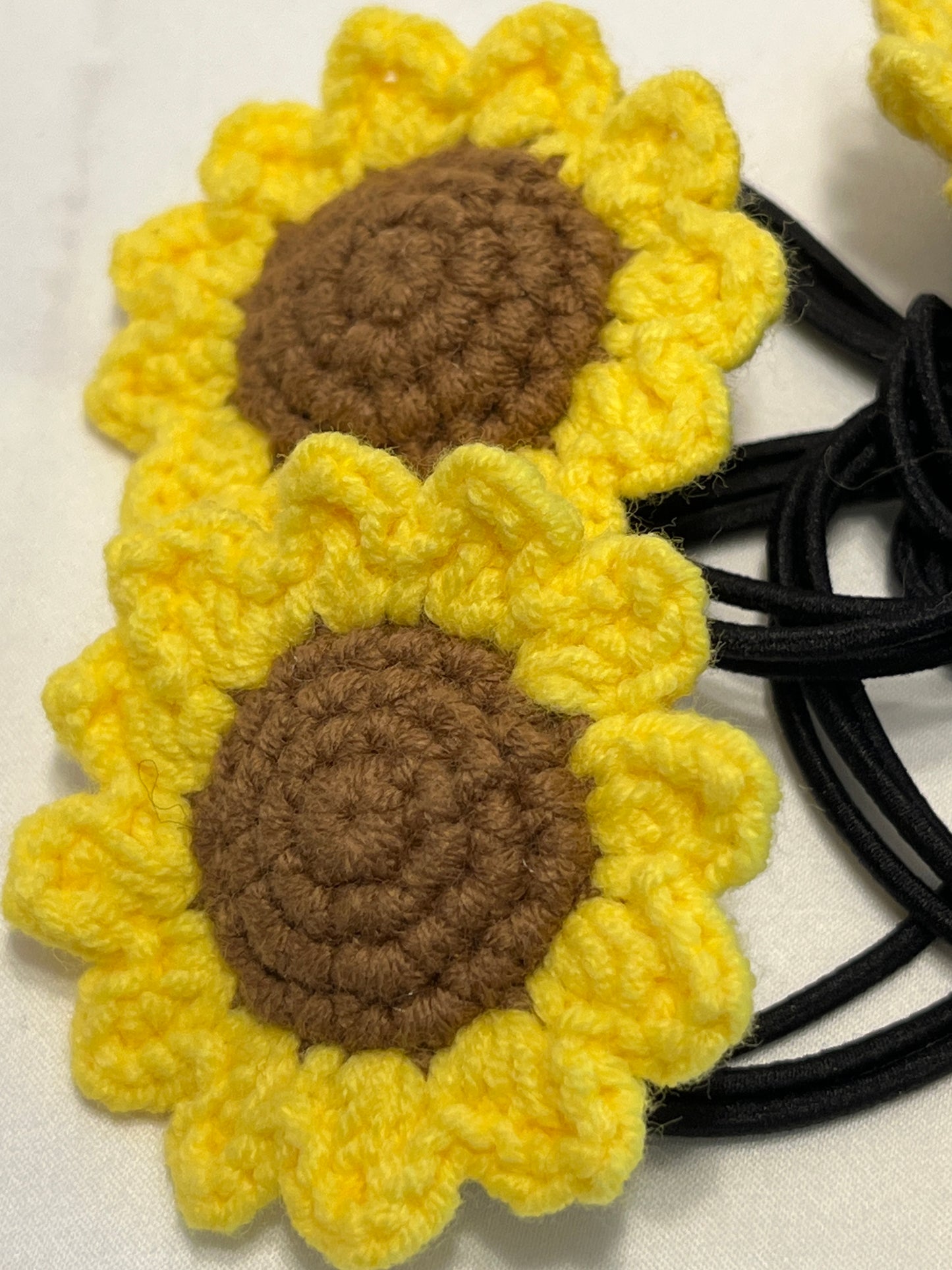 Crochet sunflower hair ties, crochet floral hair band, messy bun hair tie, sunflower hair pins, girl school hair ties for thick hair, Hair Accessories for Girls