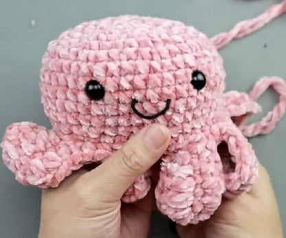 Reversible Octopus crochet pattern--amigurumi crochet pattern