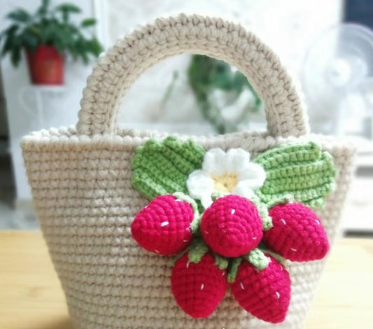 strawberry bag crochet pattern--crochet amigurumi--bag crochet pattern