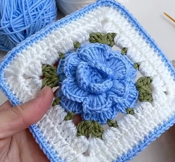 Rose Granny Square Crochet Pattern--Amigurumi crochet pattern for bag--crochet pattern for beginner--3D Flower Crochet pattern